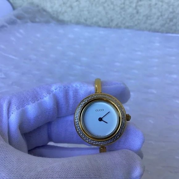 Vintage Gucci 11/12 Interchangeable Bezel Watch Used Preowned Condition - Picture 5 of 8